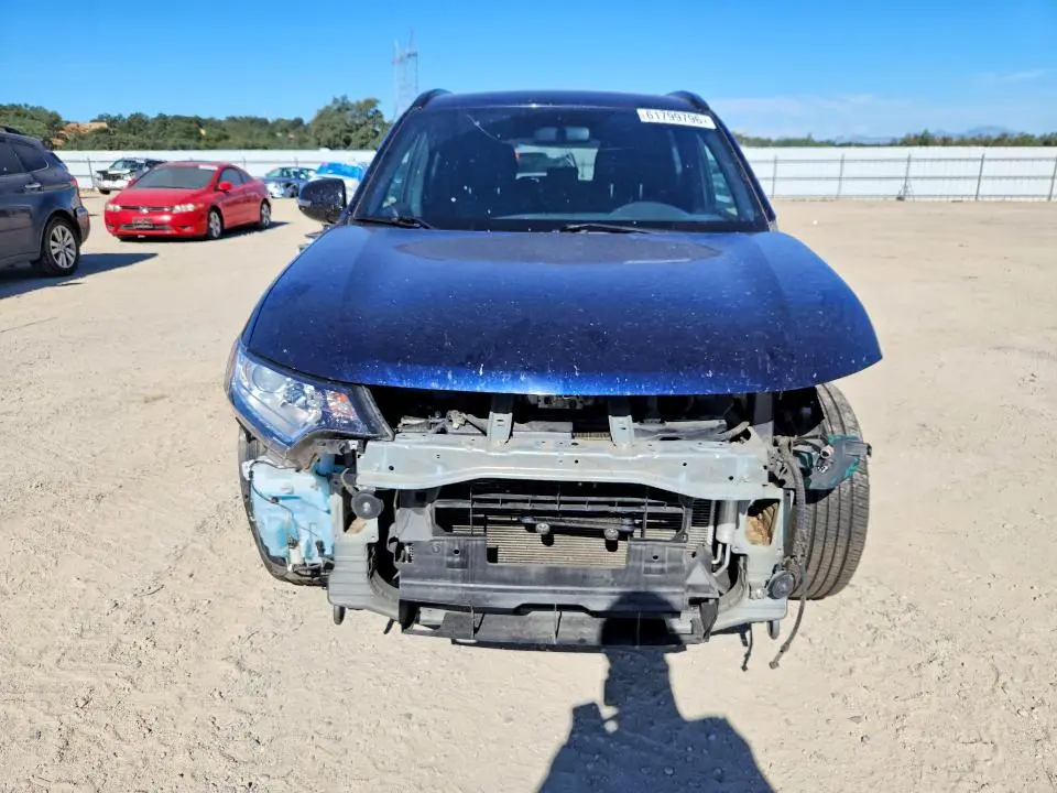 2018 MITSUBISHI OUTLANDER SE  