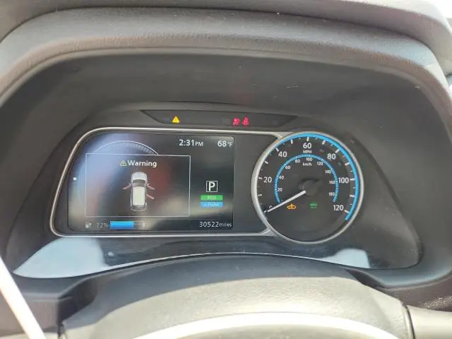 2022 NISSAN LEAF SV  