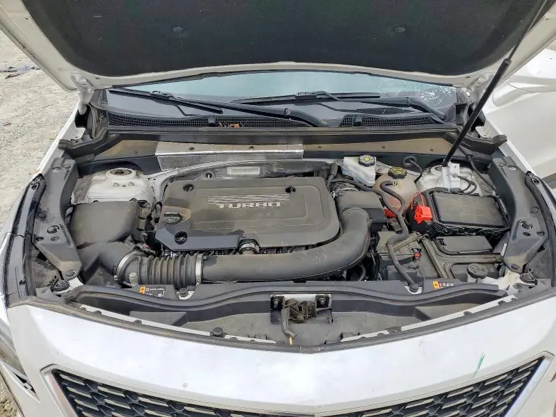 2019 CADILLAC XT4 LUXURY  