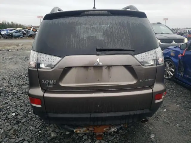 2013 MITSUBISHI OUTLANDER ES  