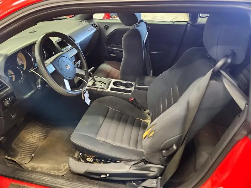 2010 DODGE CHALLENGER SE  