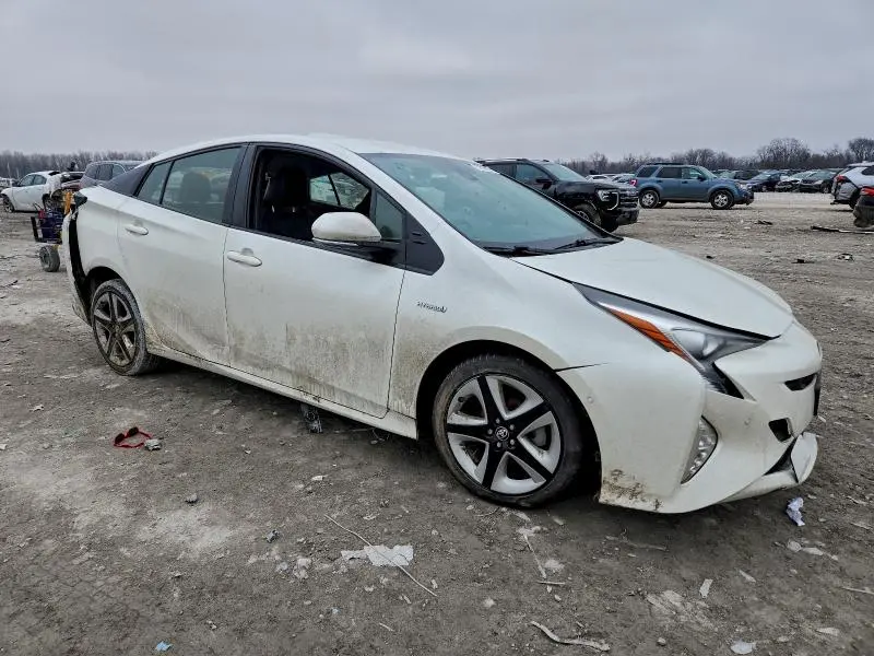 2016 TOYOTA PRIUS   