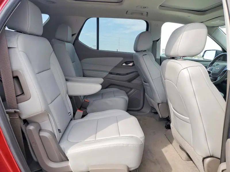 2019 CHEVROLET TRAVERSE LT  