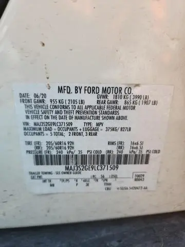 2020 FORD ECOSPORT SE  