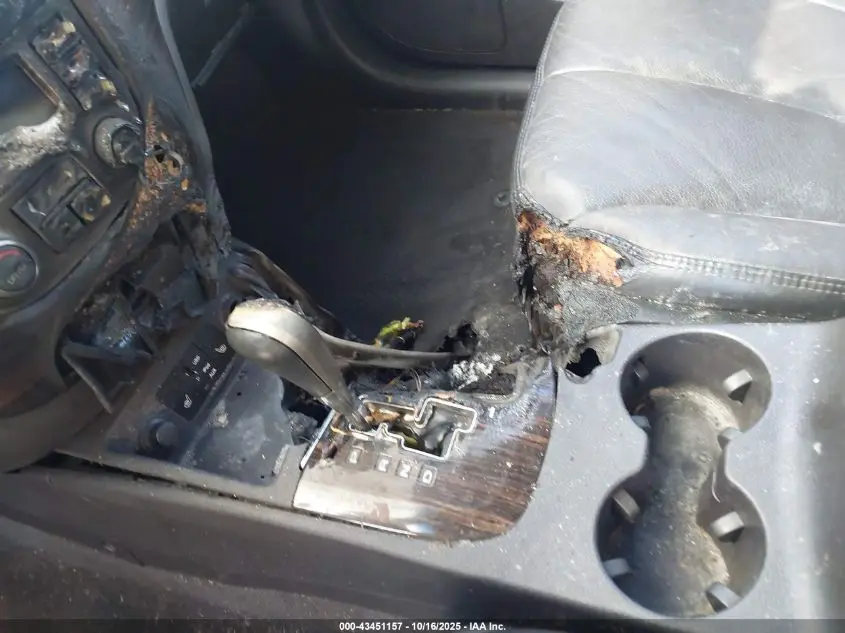 2011 HYUNDAI SANTA FE LIMITED V6