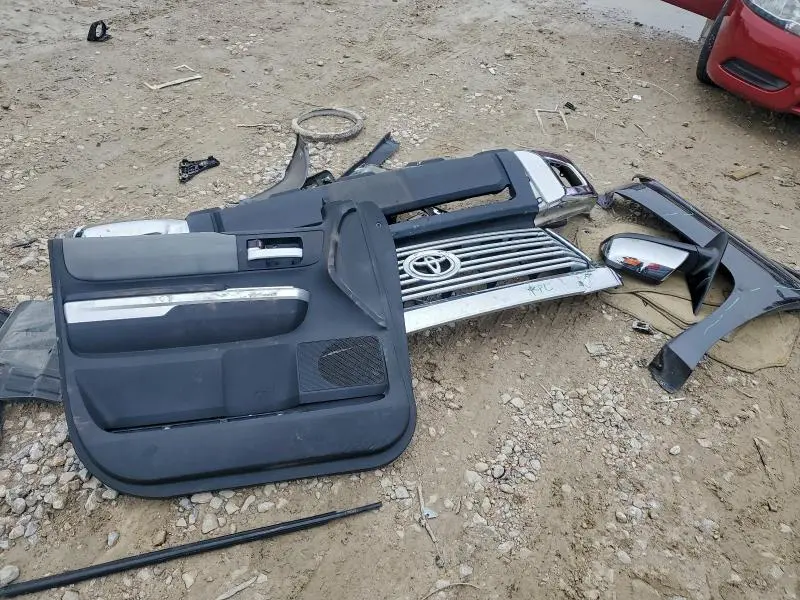 2017 TOYOTA TUNDRA CREWMAX LIMITED  