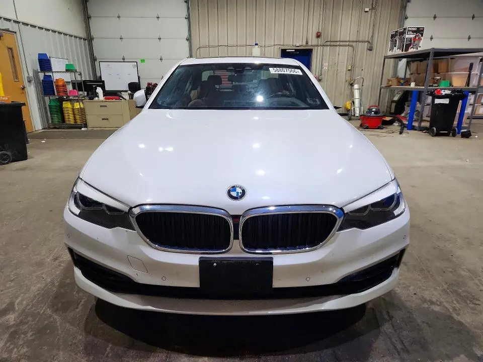2020 BMW 530 XI  