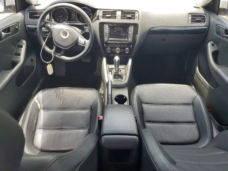 2017 VOLKSWAGEN JETTA SEL  
