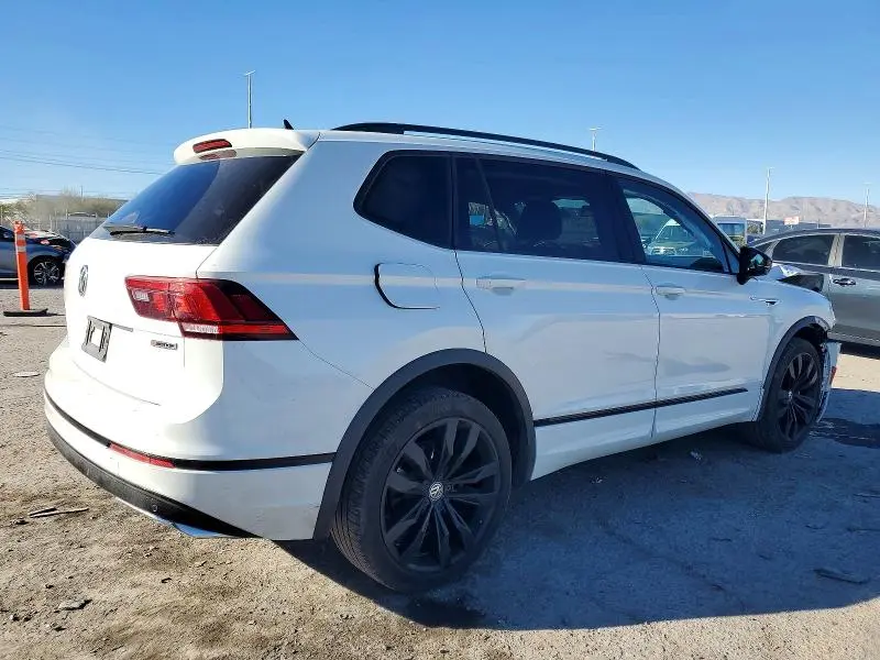 2021 VOLKSWAGEN TIGUAN SE  