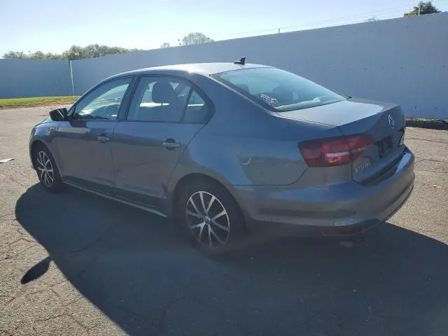 2016 VOLKSWAGEN JETTA SE  