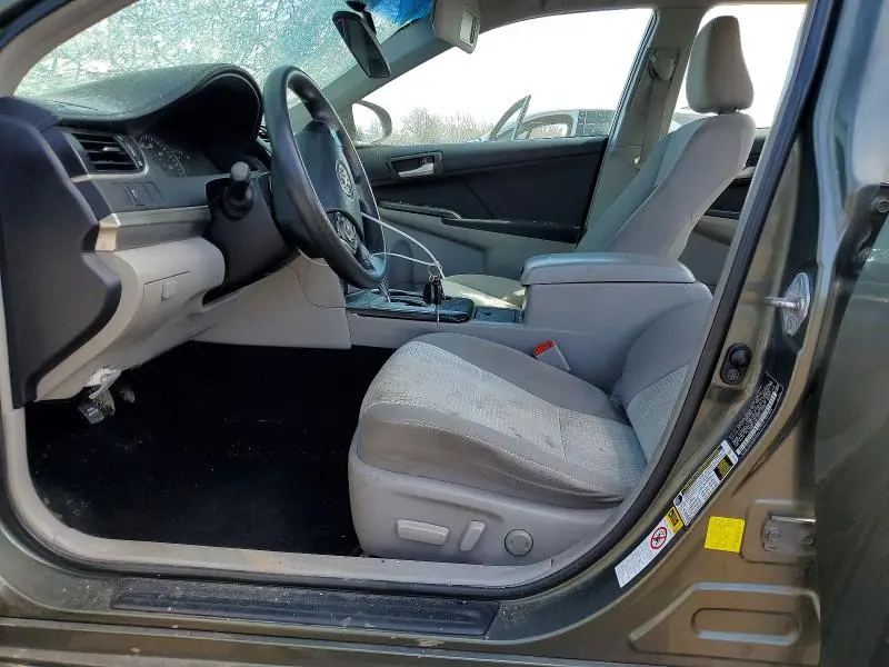 2012 TOYOTA CAMRY LE  