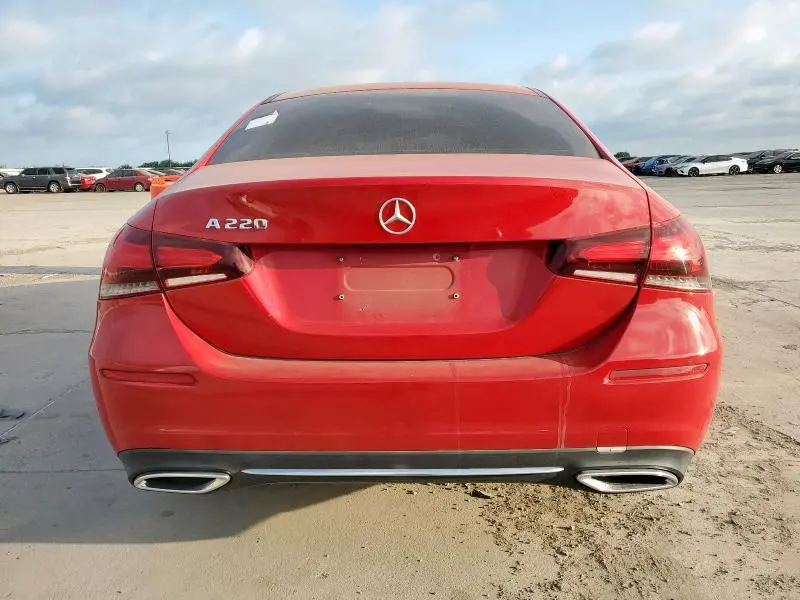 2020 MERCEDES-BENZ A 220