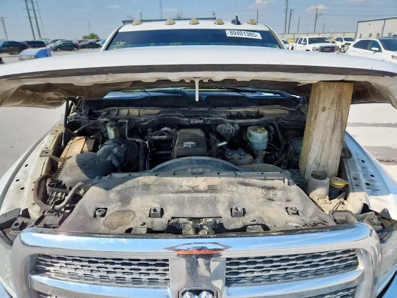 2015 RAM 3500 LARAMIE  