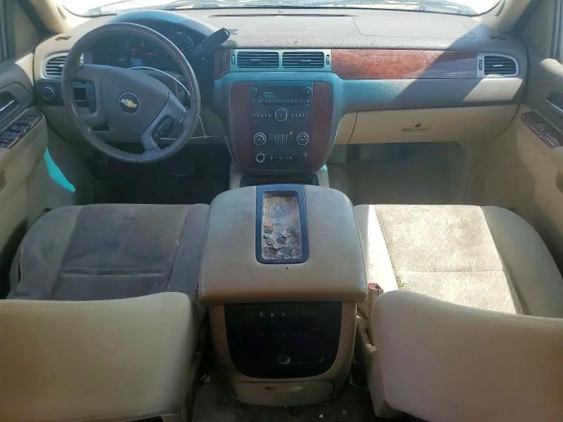 2011 CHEVROLET SUBURBAN C1500 LS  