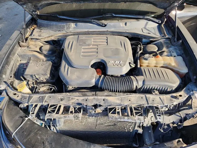 2015 DODGE CHARGER SE  