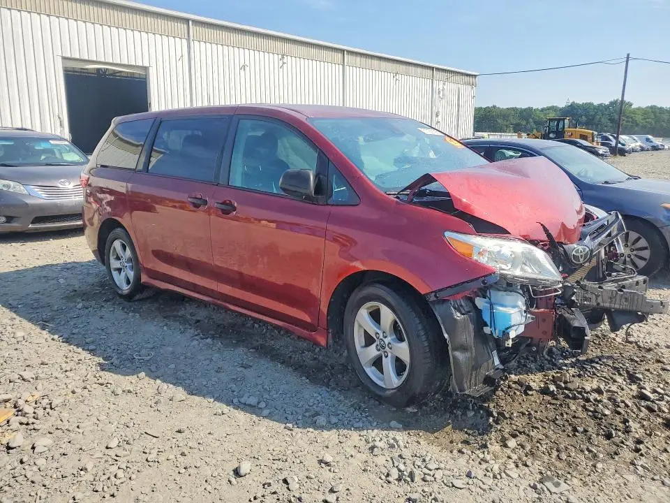2019 TOYOTA SIENNA L 7-PASSENGER  