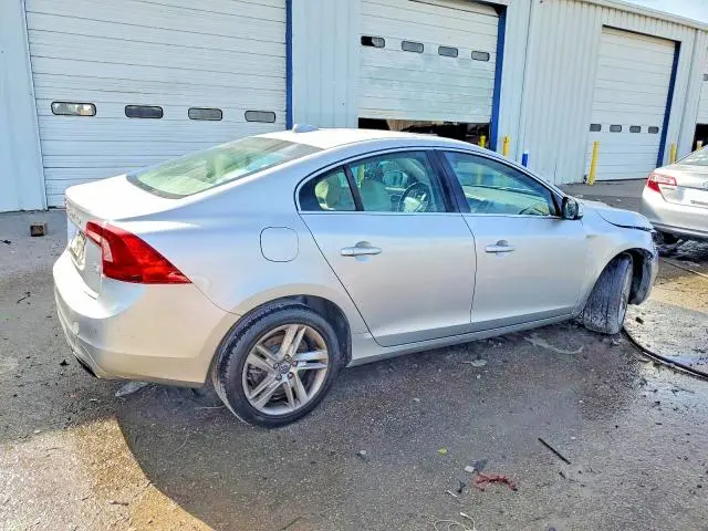 2014 VOLVO S60 T5  