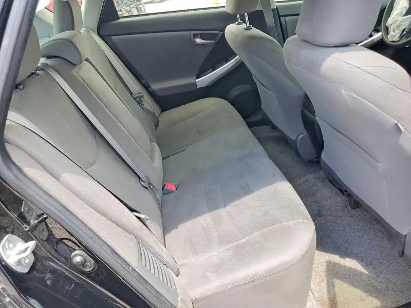 2015 TOYOTA PRIUS THREE  