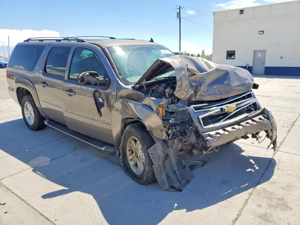 2013 CHEVROLET SUBURBAN K1500 LT  