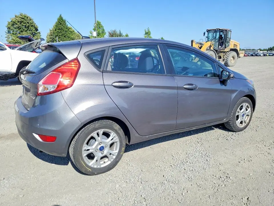2014 FORD FIESTA SE  