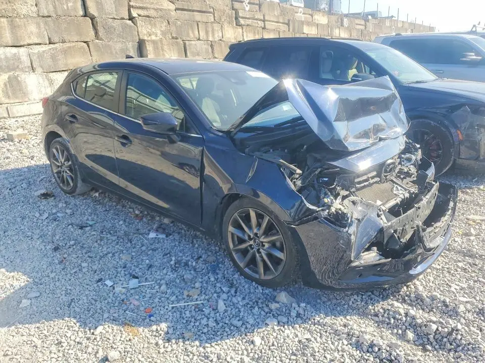 2018 MAZDA 3 GRAND TOURING  