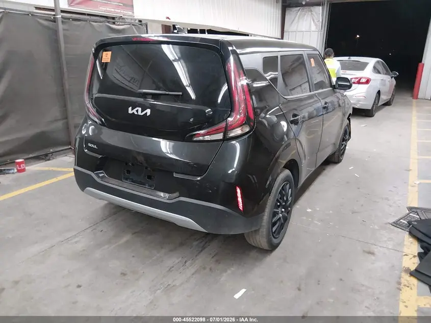2025 KIA SOUL LX