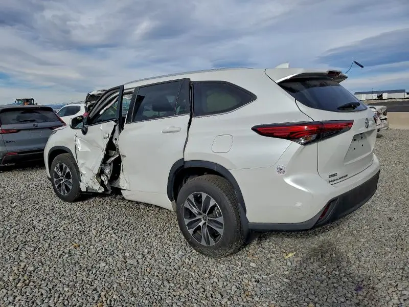 2023 TOYOTA HIGHLANDER L  