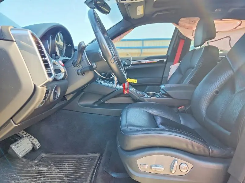 2014 PORSCHE CAYENNE S  
