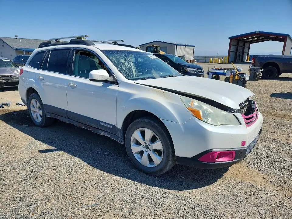 2010 SUBARU OUTBACK 2.5I PREMIUM  