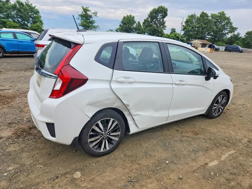 2017 HONDA FIT EX  