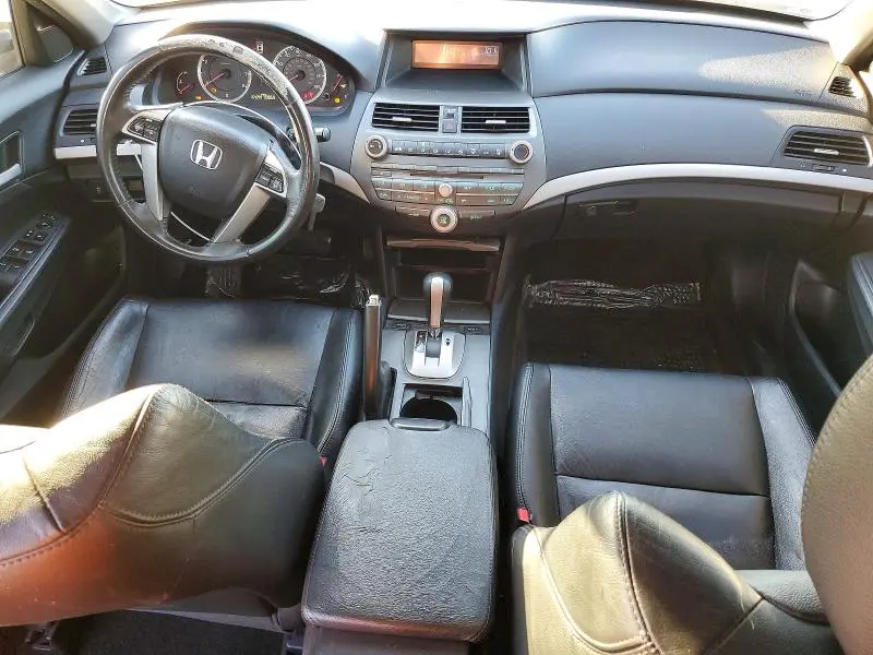 2011 HONDA ACCORD SE  
