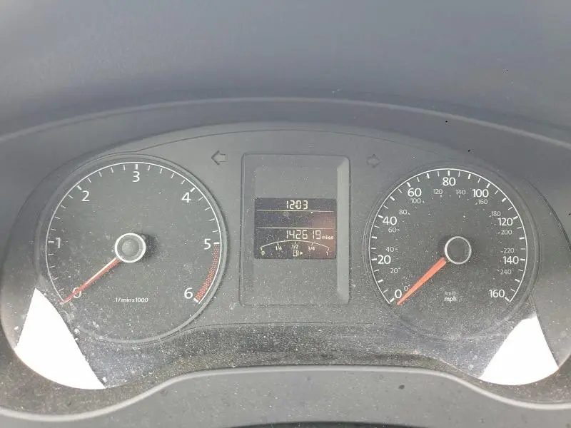 2011 VOLKSWAGEN JETTA TDI  