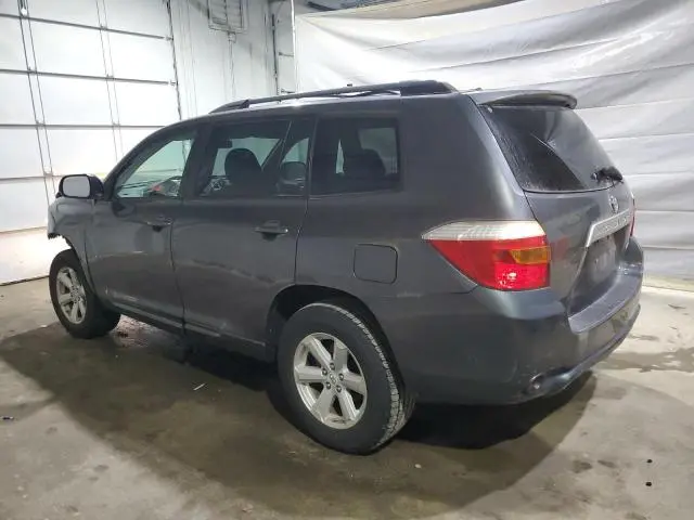2010 TOYOTA HIGHLANDER SE  