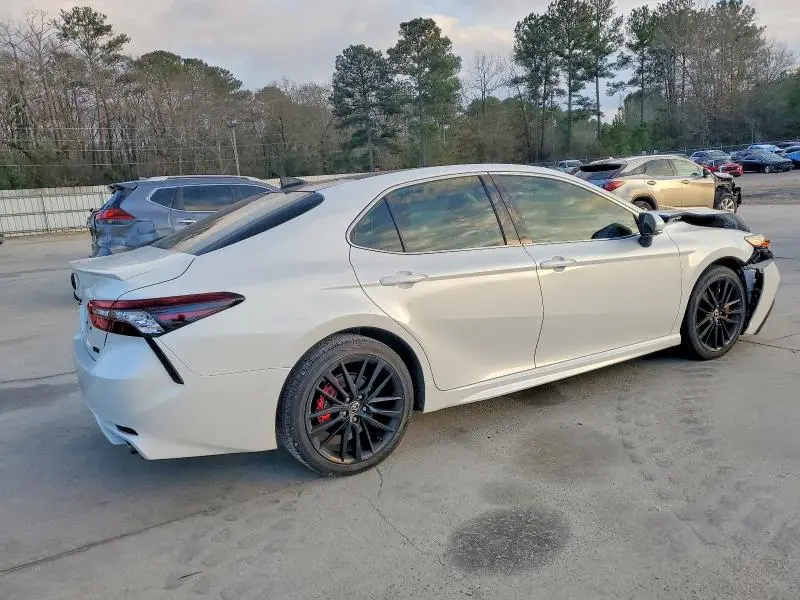 2022 TOYOTA CAMRY XSE  