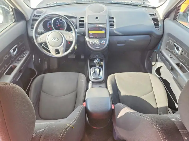 2013 KIA SOUL +  