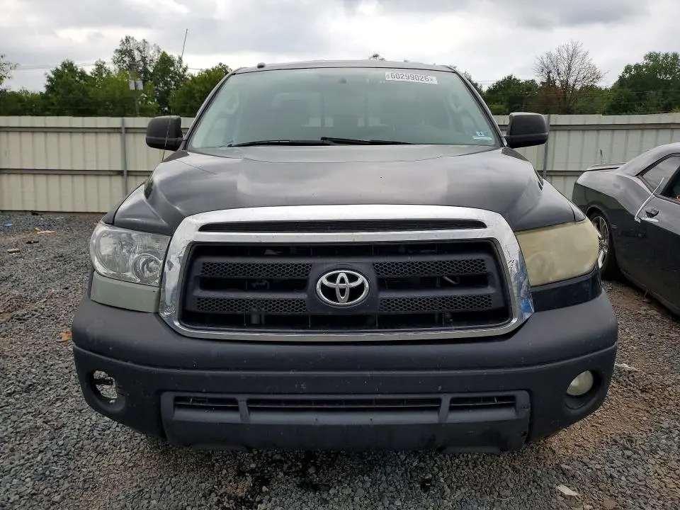 2011 TOYOTA TUNDRA DOUBLE CAB SR5  