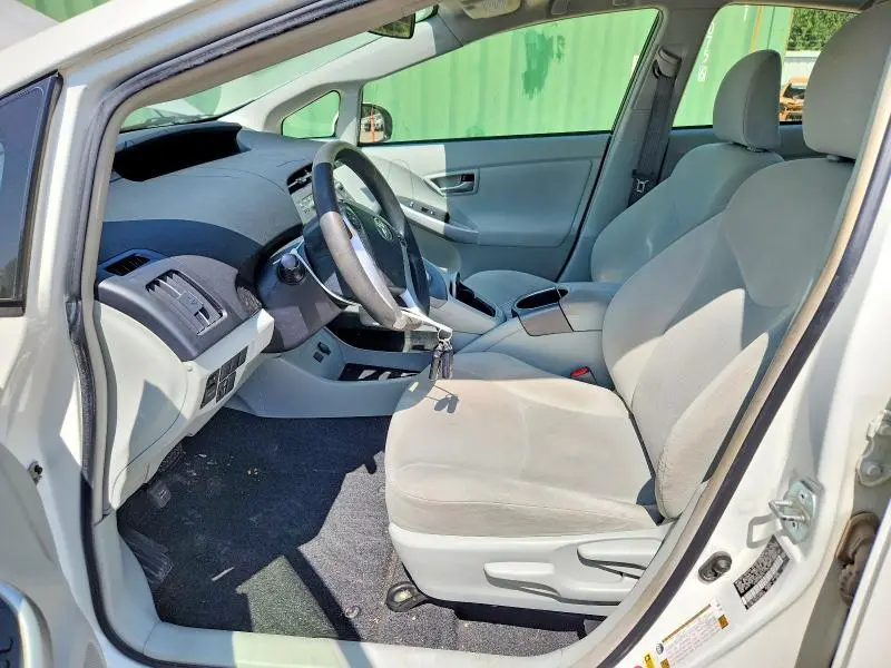 2014 TOYOTA PRIUS TWO  