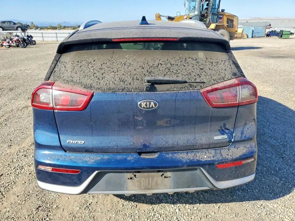 2018 KIA NIRO LX  
