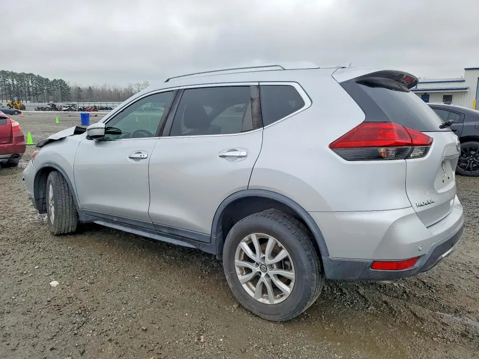 2020 NISSAN ROGUE SV  