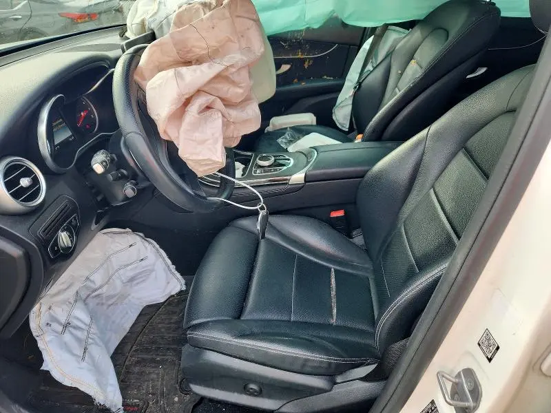 2018 MERCEDES-BENZ GLC 300 4MATIC  