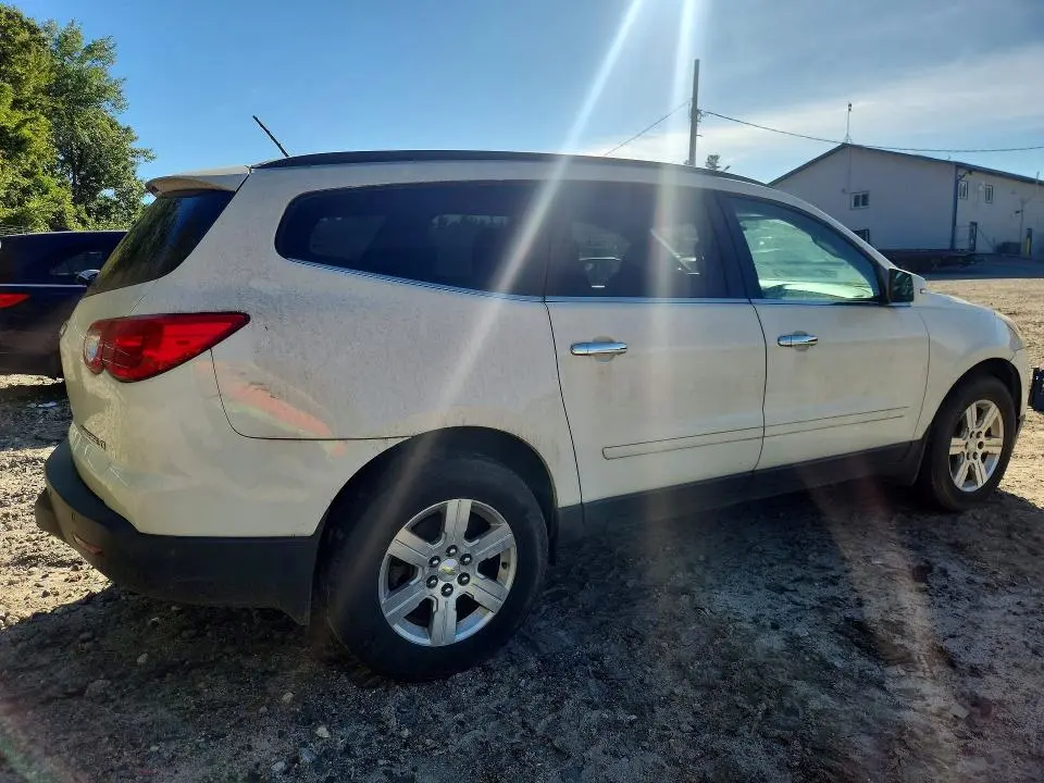 2012 CHEVROLET TRAVERSE LT  