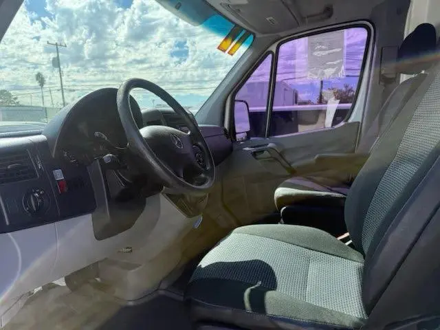 2012 MERCEDES-BENZ SPRINTER 2500  