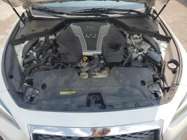 2018 INFINITI Q50 LUXE  