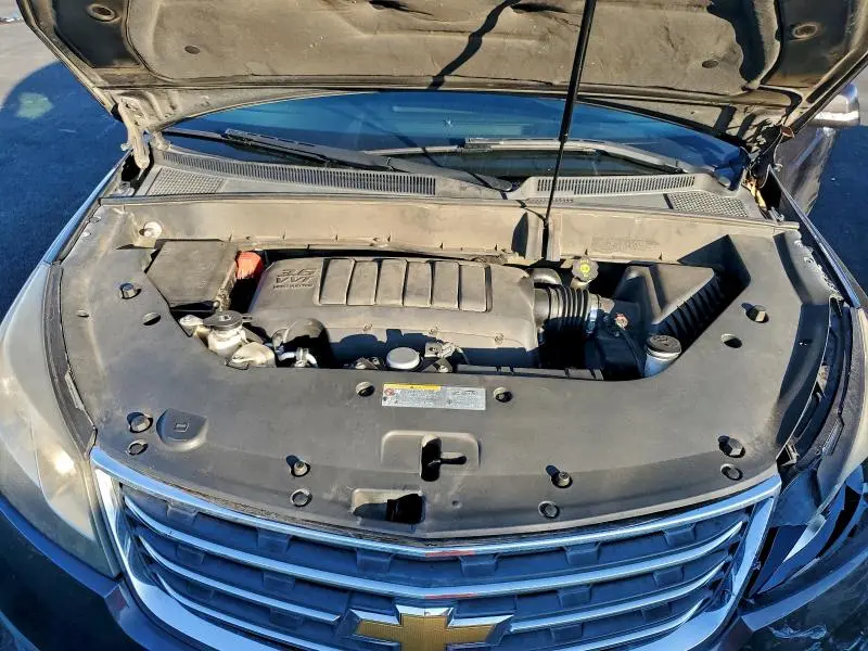 2015 CHEVROLET TRAVERSE LT  