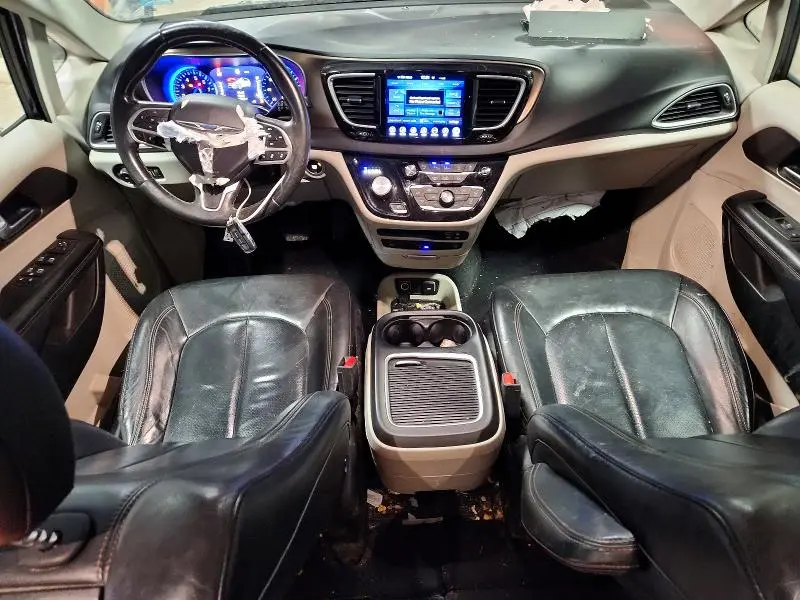 2017 CHRYSLER PACIFICA TOURING L PLUS  