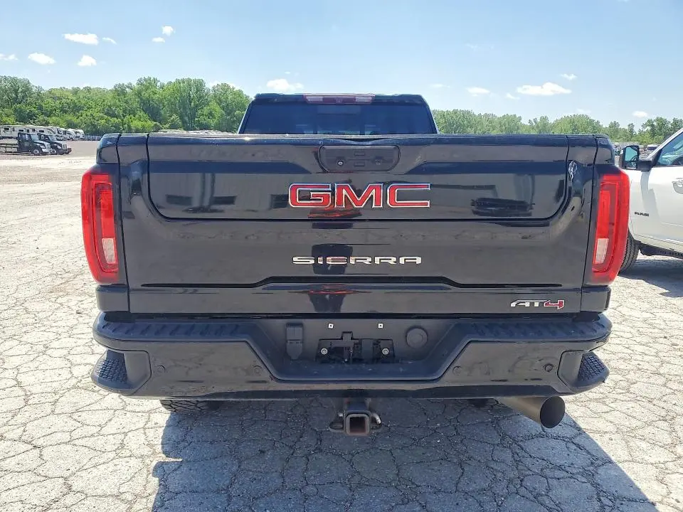 2020 GMC SIERRA K2500 AT4  