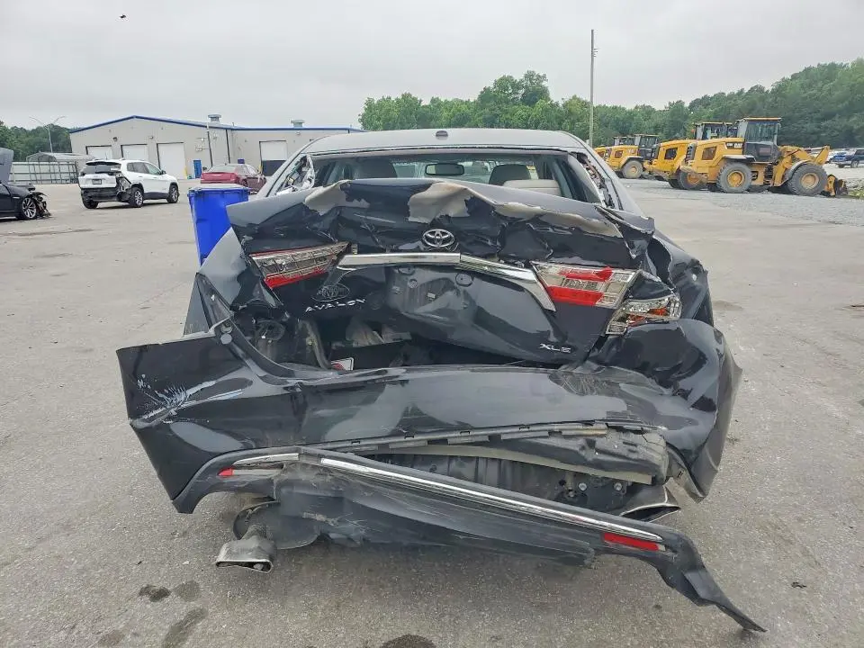 2017 TOYOTA AVALON XLE PLUS  