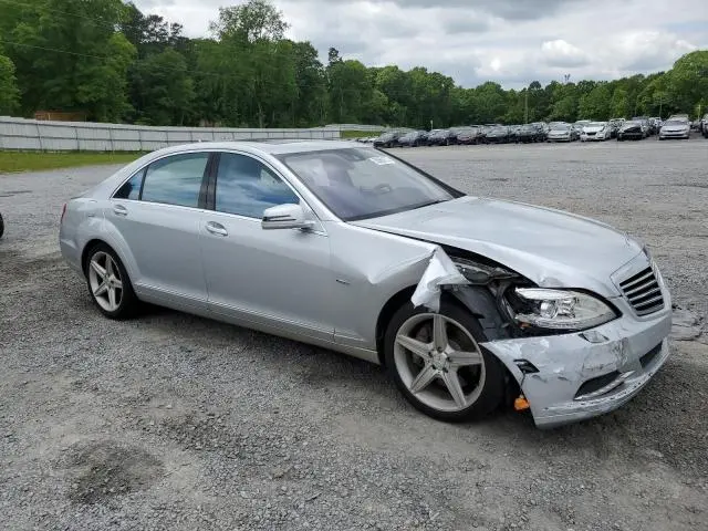 2012 MERCEDES-BENZ S 550  