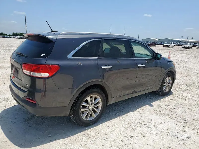 2018 KIA SORENTO LX  