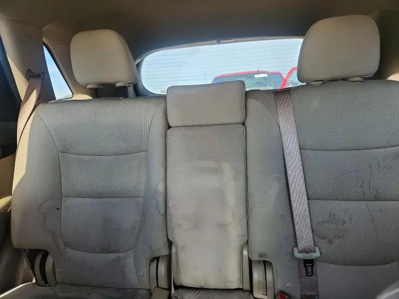 2013 KIA SORENTO LX  